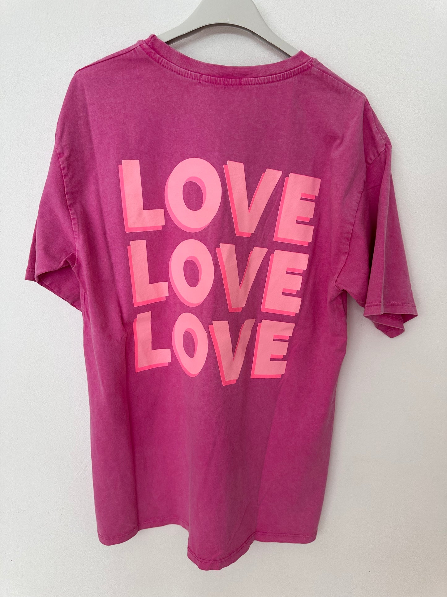 Love T-Shirt