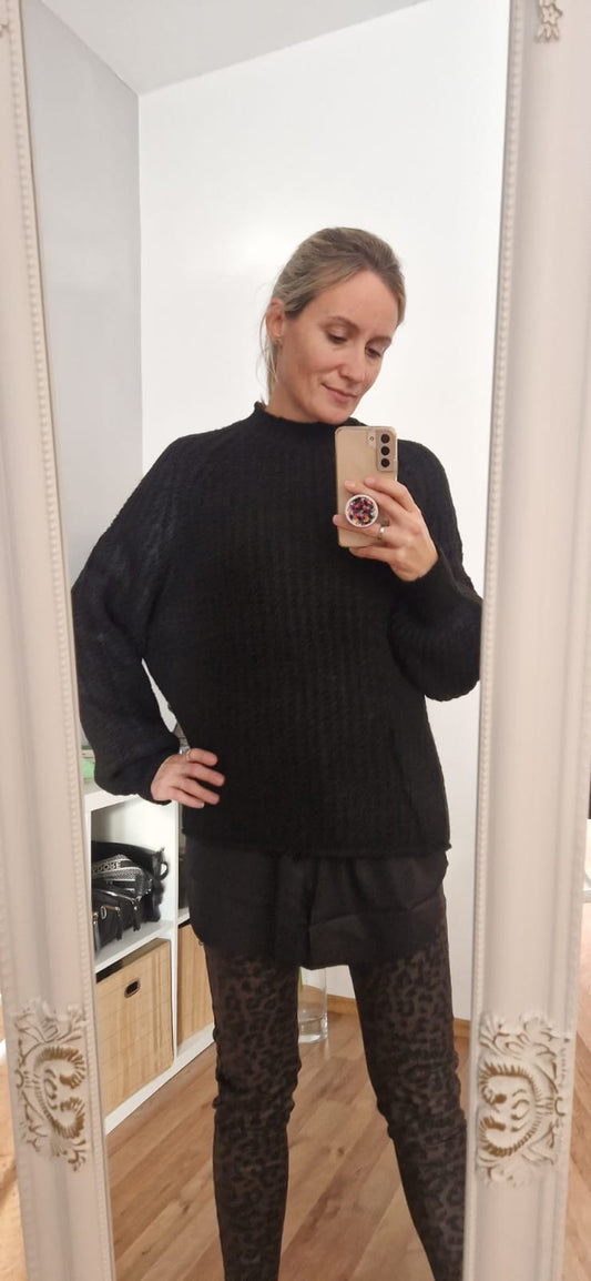 Dicker Strickpullover