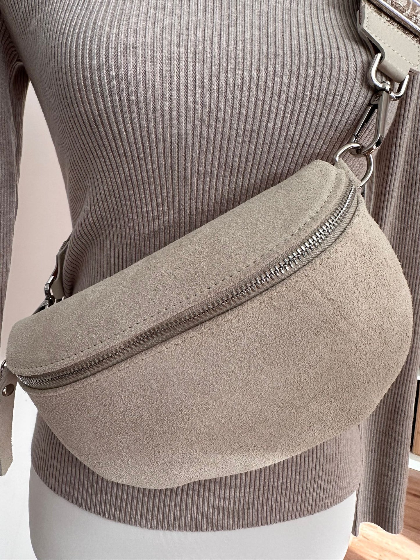 BodyBag S, Wildleder