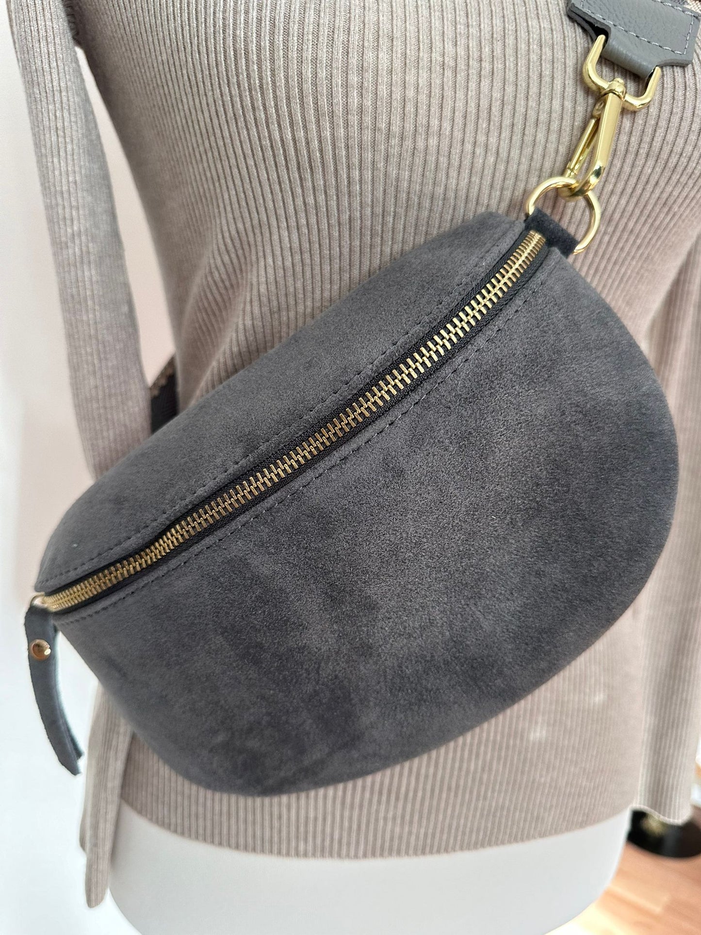 BodyBag S, Wildleder