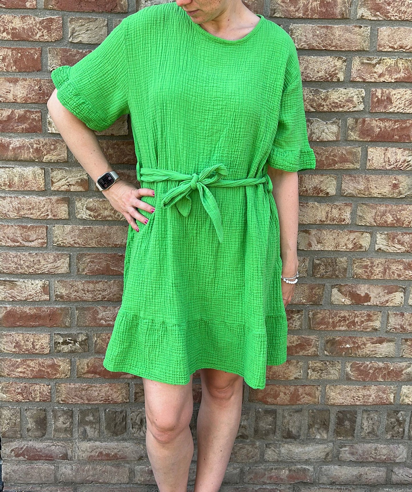 Musselin Kleid mit Gürtel, kurz